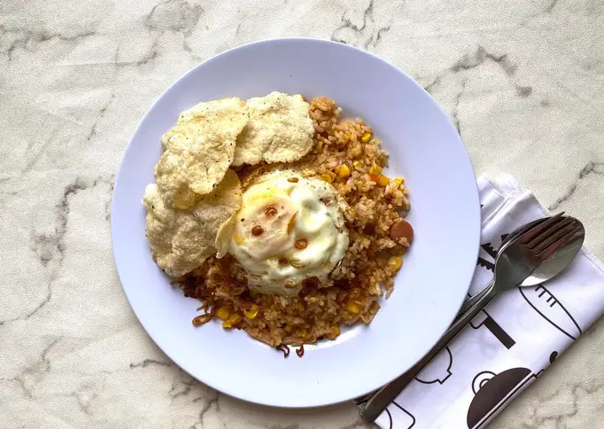 Nasi Goreng Jawa Sosis Jagung