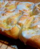 Rollos de Limón🍋con glasé de queso crema