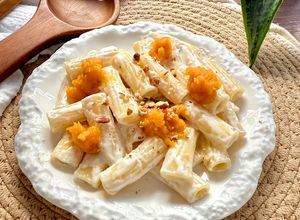 Foto principal de Rigatoni con salsa gorgonzola y calabaza asada