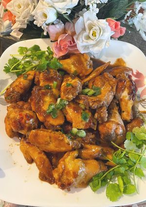 A picture of Sweet and Sour Chicken.