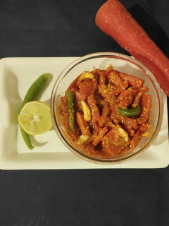 A picture of Instant Carrot pickle.