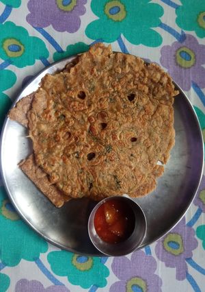 उपवासाचे थालीपीठ (Upwasache thalipeeth recipe in marathi) रेसिपी चे मुख्य फोटो 