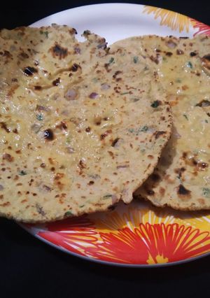 मिस्सी रोटी (Missi roti recipe in hindi) रेसिपी मुख्य फोटो