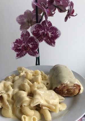 Una foto de Enrollado de pollo con fideos🥵