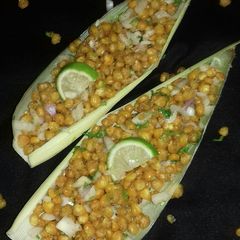 A picture of American crispy corn chat.