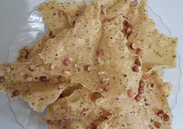 Rempeyek kacang super renyah