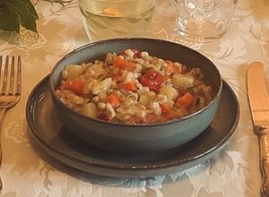 Foto di Minestra di orzo porri e patate