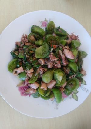 Foto resep Cumi Asin Tomat Ijo