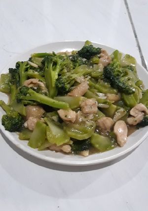 Foto resep Brokoli ca ayam bumbu saus tiram