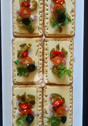 A picture of Crispbreads Canape.