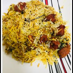 A picture of Chicken 65 dum biryani.