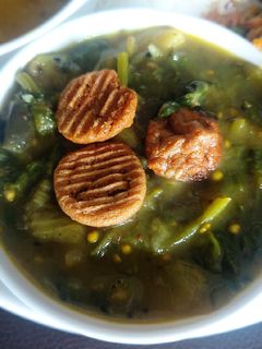 পালং শাকের ঘন্ট (Palong Shaker ghanto, recipe in Bengali) রেসিপির প্রধান ছবি