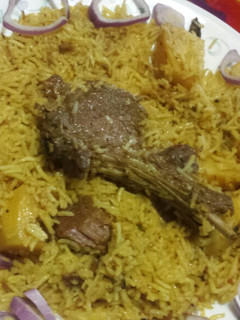 A picture of Left over chops rice.