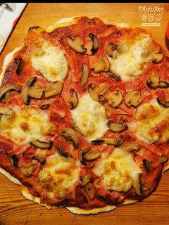 Gluténmentes pizza recept fotója