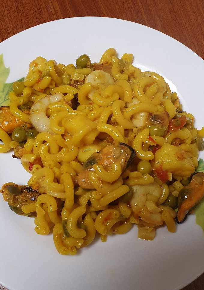 Una foto de Fideos a la marinera
