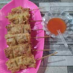 รูปของ Pangsit isi mie sosis