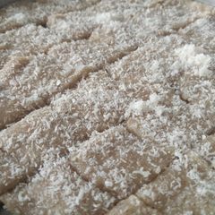 A picture of Peanut chikki.