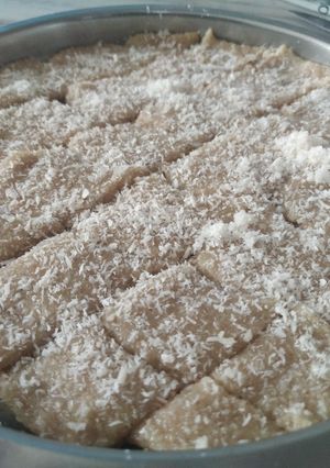 A picture of Peanut chikki.