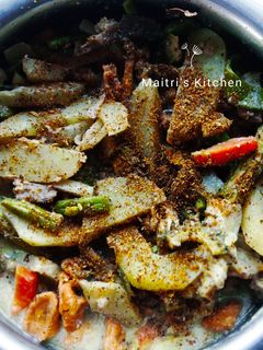 দিদিশাশুড়ির শুক্তো রেসিপি (didisasurir shukto recipe in Bengali) রেসিপির প্রধান ছবি