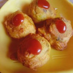 Aloo bonda A picture of Aloo bonda.