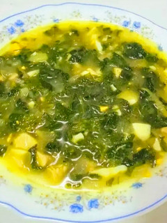 Una foto de Sopa de acelgas