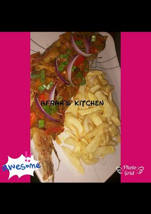 A picture of Fried potatoes with grilled fish.