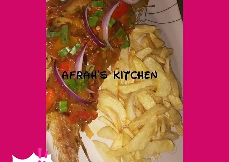 How to Cook Appetizing Fried potatoes with grilled fish