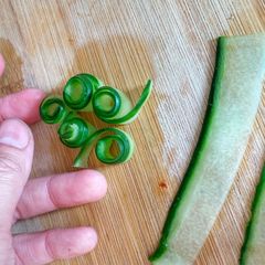How to make cucumber swirl 🥒 A picture of How to make cucumber swirl 🥒.