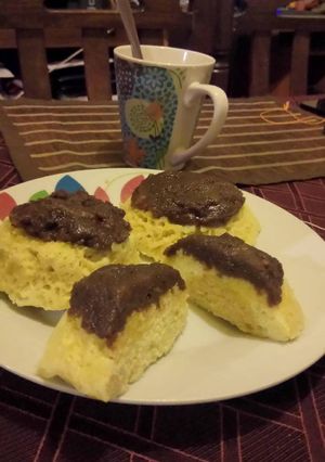 Una foto de Probando dulces al microonda