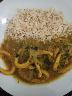 Una foto de Calamares encebollados 🦑🧅