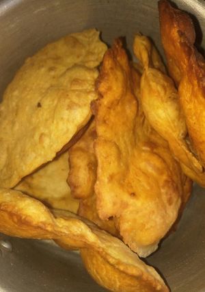 A picture of Fried gurasa.