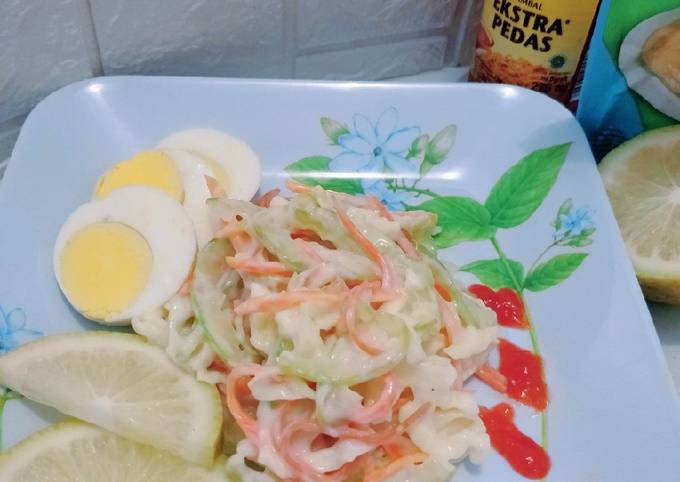 Salad Kulit Timun Suri