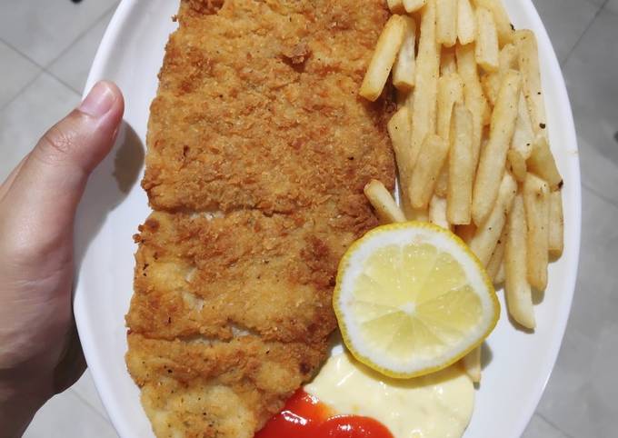 Fish and Chip with Tartar Sauce