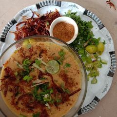 A picture of Haleem.