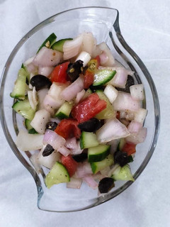 A picture of Fresh salad.