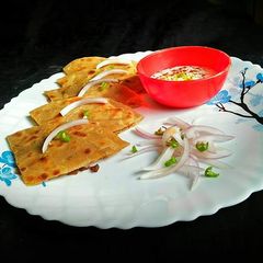 Chicken keema paratha A picture of Chicken keema paratha.