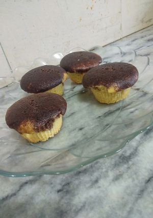 A picture of Double layer cup cakes.