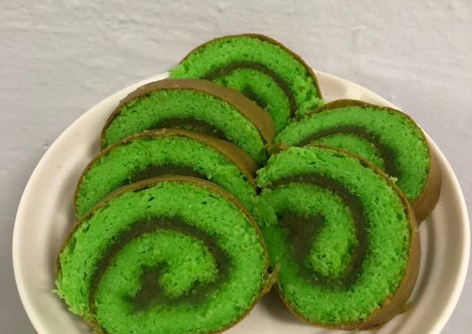 Bolu gulung pandan selai kaya