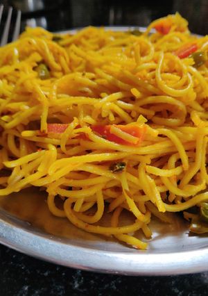 A picture of Noodles.