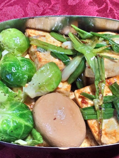 葱燒豆腐&黑胡椒抱子甘藍& 滷蛋便當 的食譜成品照片