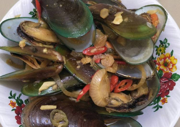 Kerang hijau saos tiram