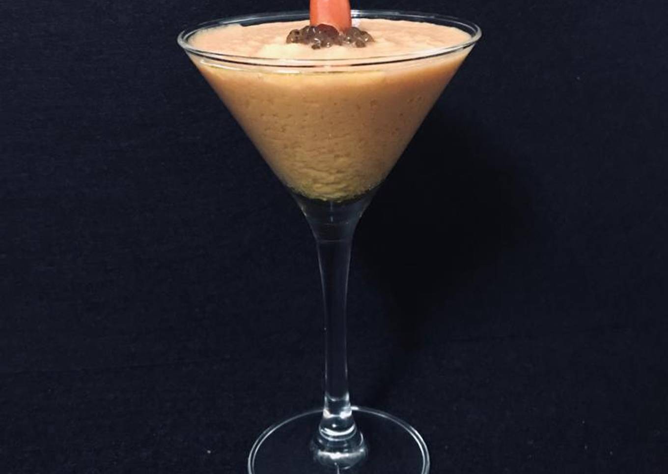 Gazpacho con Esferas de Trufa