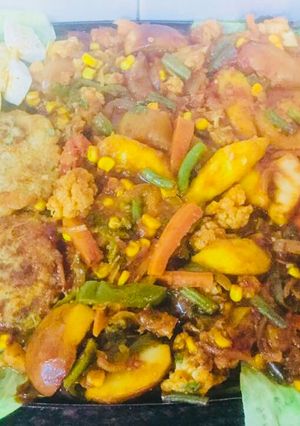 A picture of Vegetable Sizzler.