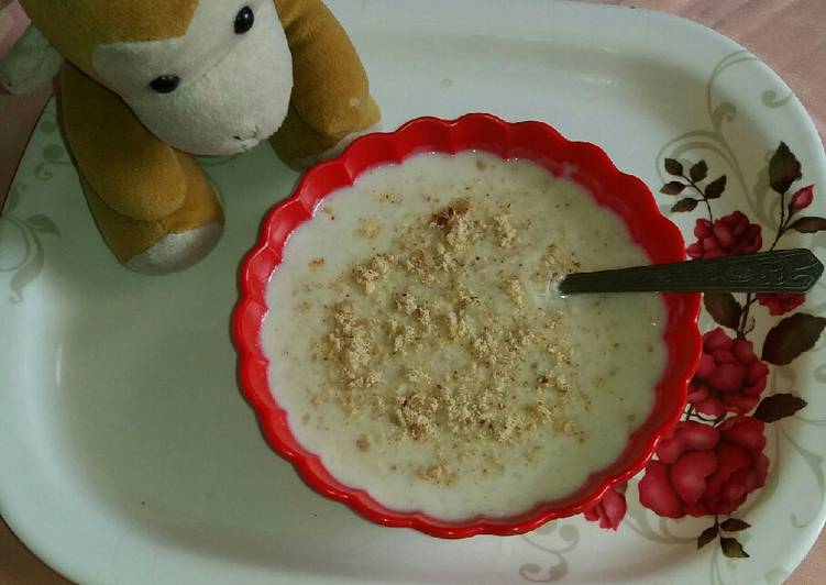 Milk and oats porridge