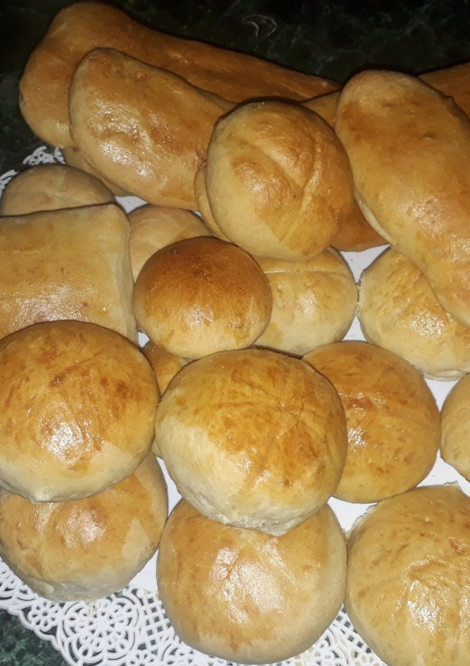 Una foto de Pan casero hecho con aceite (receta fácil y económica)