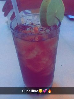 Una foto de Cuba Libre
