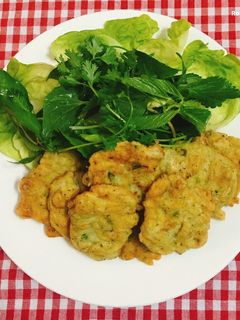 Hình của món Cá Cơm Shirasu Chiên Bột.