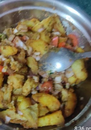आलू चाट(aloo chaat recipe in hindi) रेसिपी मुख्य फोटो