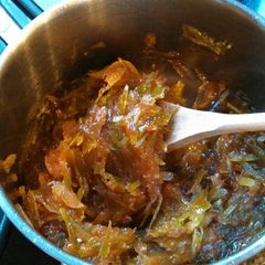 A picture of Honey Rock sugar Pomelo Jam (great for autumn) 蜂蜜冰糖柚子膏.