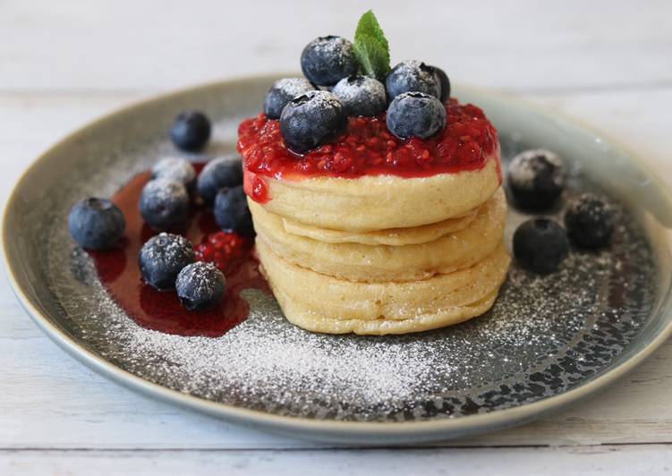 Sourdough pancake with raspberries soft serve jam�?��?� 🥞